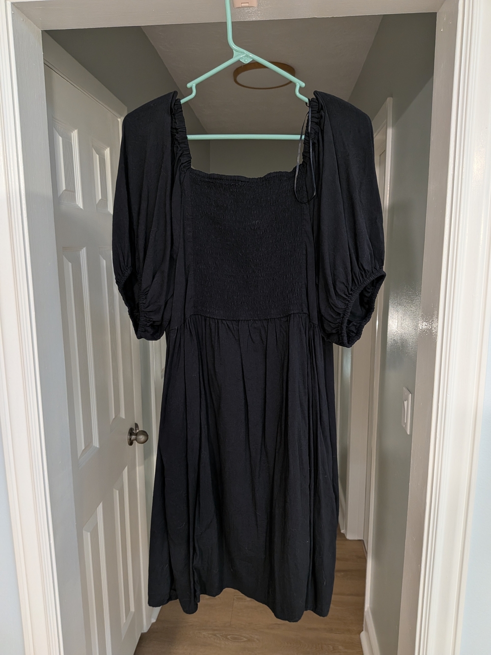 Old Navy Black Smocked Square-Neck Midi Dress with Puff Sleeves